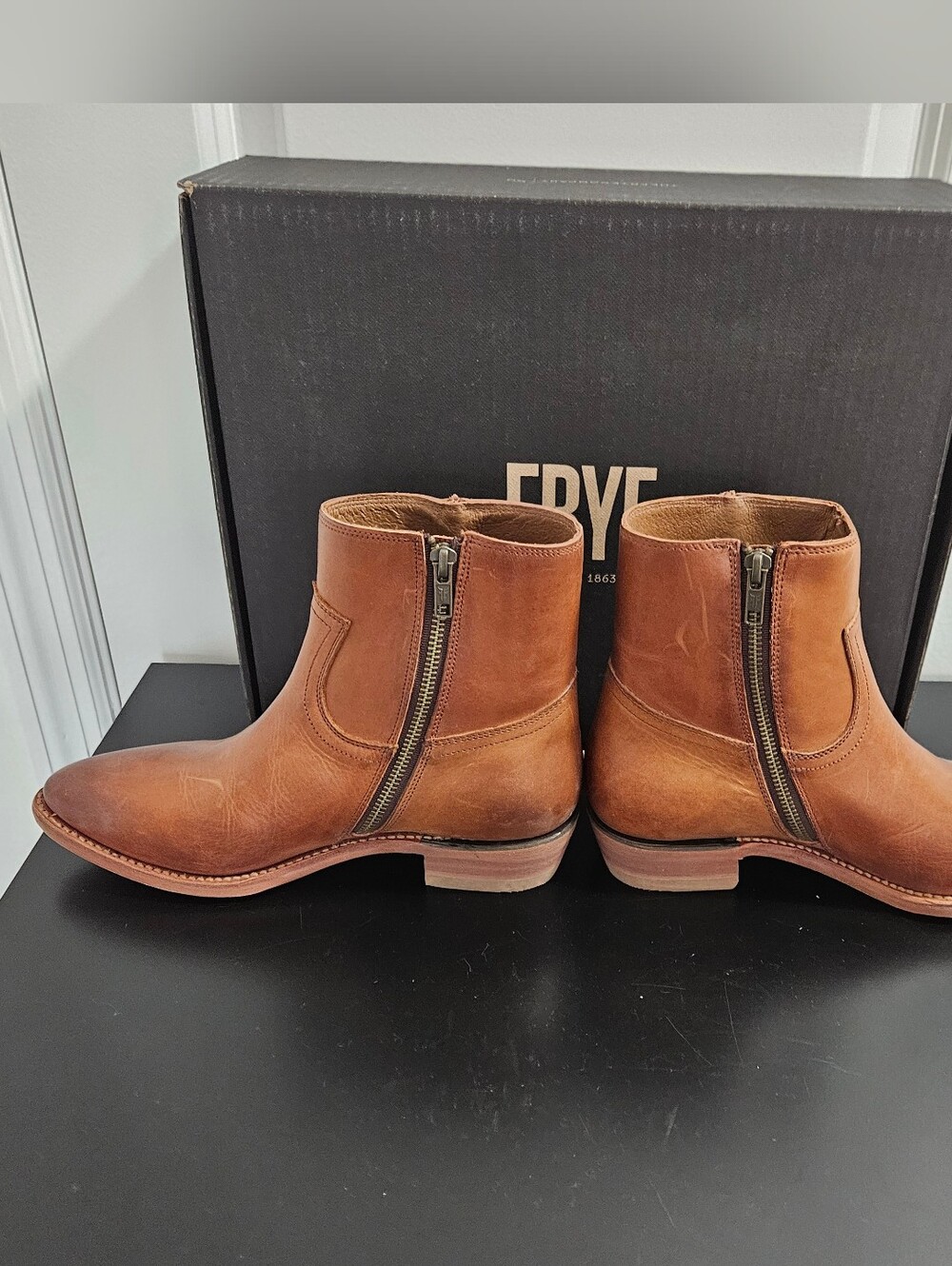 NIB FRYE Womens Billy Inside Zip Ankle Boots - Caramel Size 8M - Picture 8 of 13